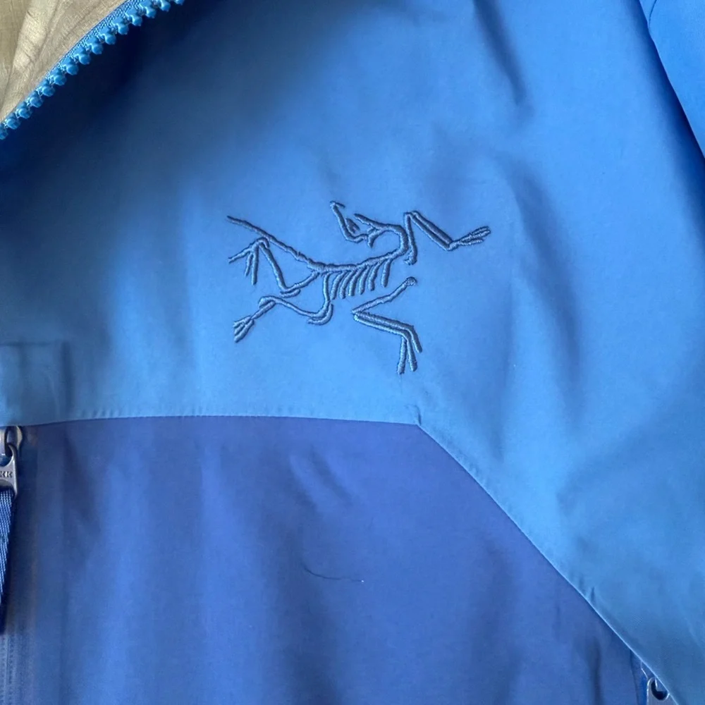 Arc'teryx Rush Men's XL in Vitality Blue - Picture 2 of 5